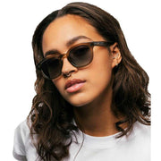 messyweekend-green-billie-sunglasses-34377498