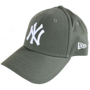 New Era Green 9FORTY Essential New York Yankees Cap